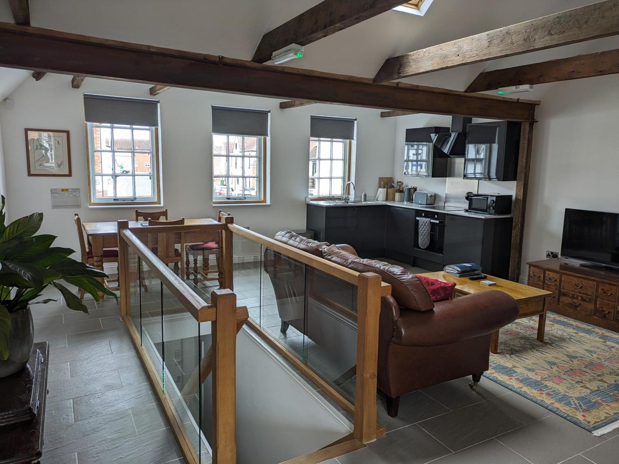 Апартаменты The Fish Loft Тьюксбери Экстерьер фото